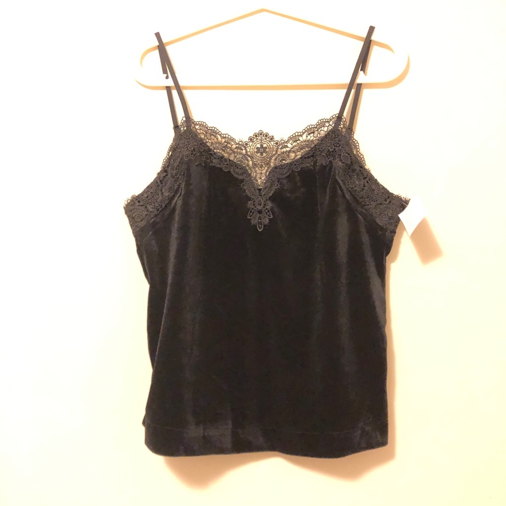 Amazing velvet cami 🐾🐾❤️❤️❤️
